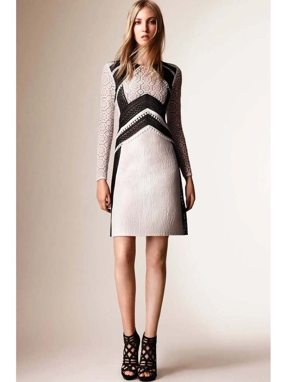 Burberry Prorsum Resort 2016 black-and-white lace dress Dress Size IT 44 / US 8